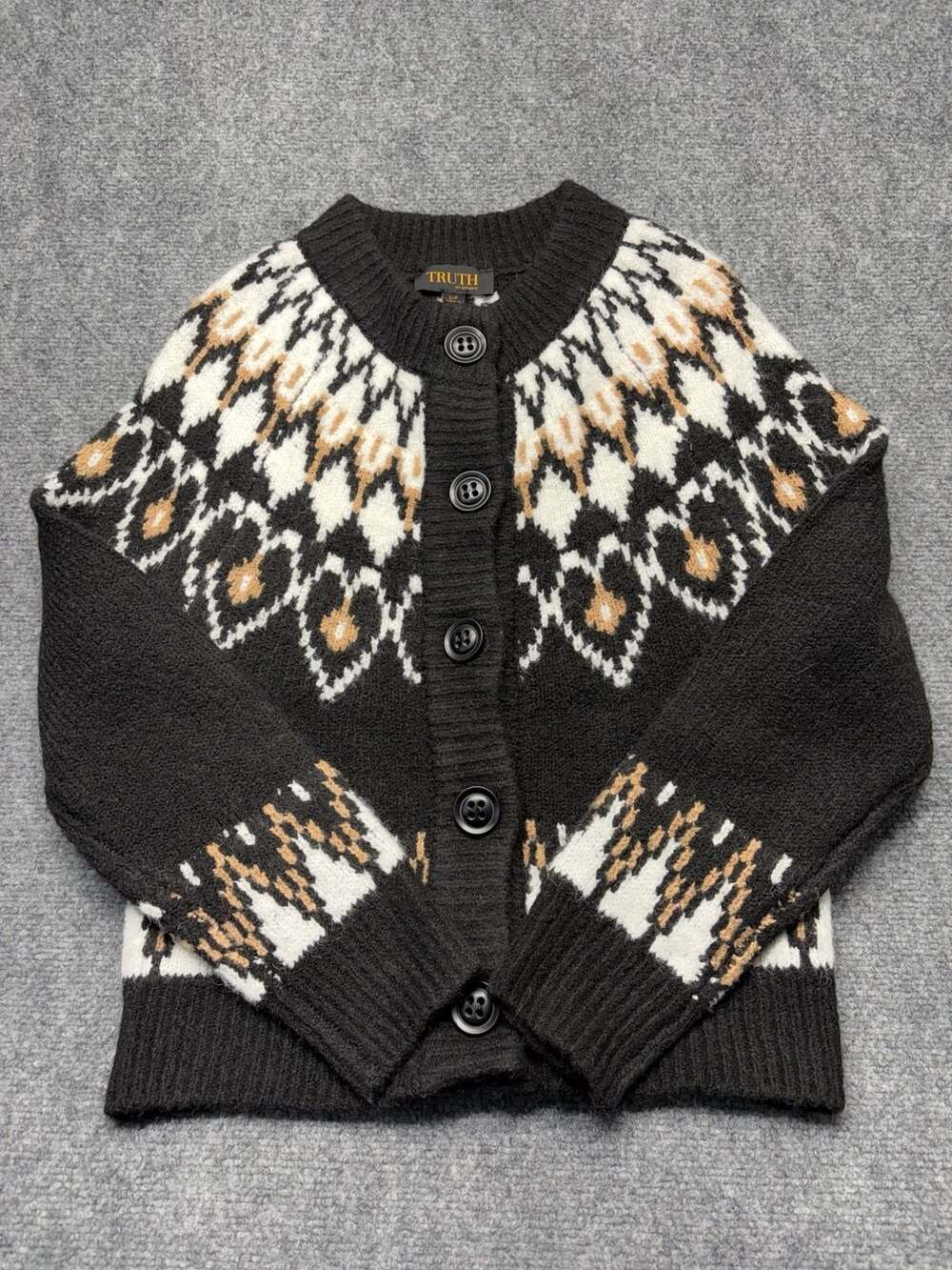 Truth by Republic Fair Isle Button Front Cardigan Sweater Size Small petite - Picture 2 of 13